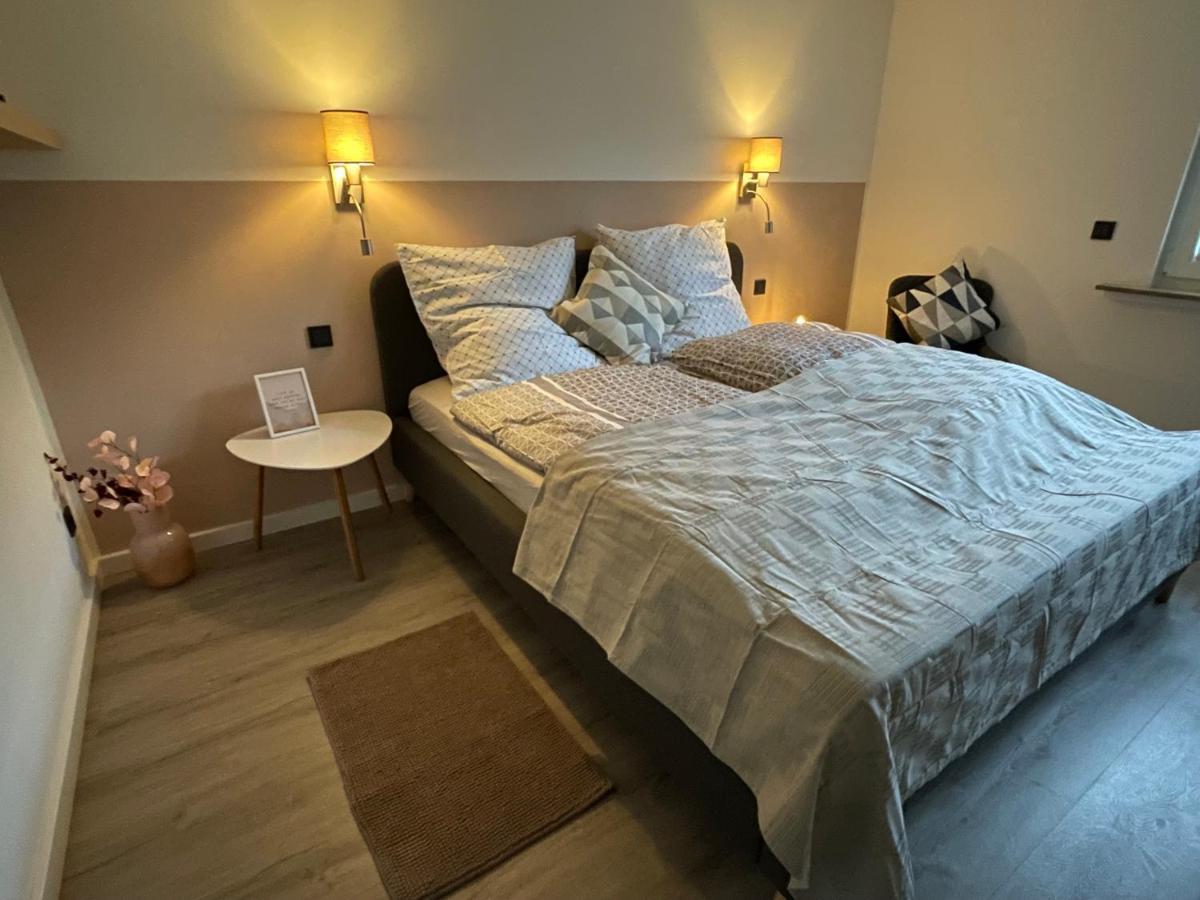 Wellnesshome Fontaneweg Mit Sauna, Terrasse Und Garten Espelkamp-Mittwald Eksteriør bilde