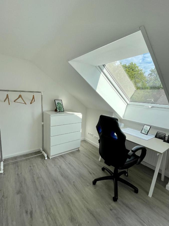 Wellnesshome Fontaneweg Mit Sauna, Terrasse Und Garten Espelkamp-Mittwald Eksteriør bilde